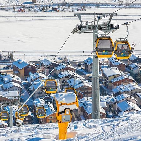 Martina Ski In - Ski Out Mt 50 - Happy Rentals Livigno Buitenkant foto