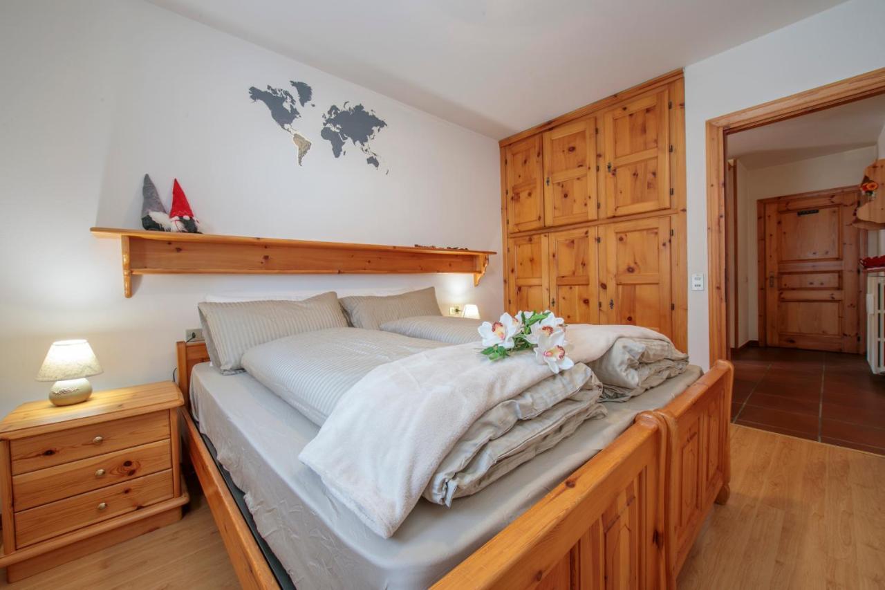 Martina Ski In - Ski Out Mt 50 - Happy Rentals Livigno Buitenkant foto